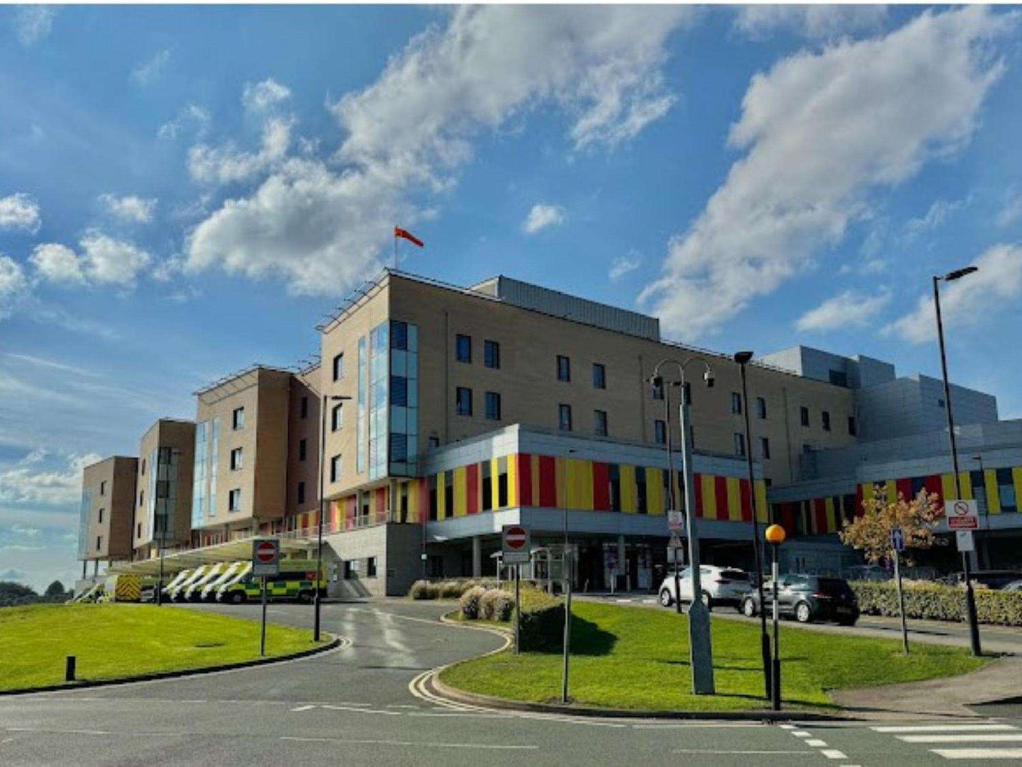 Darwin Stays - Service Accommodation In Newcastle Under Lyme City Centre Exterior foto