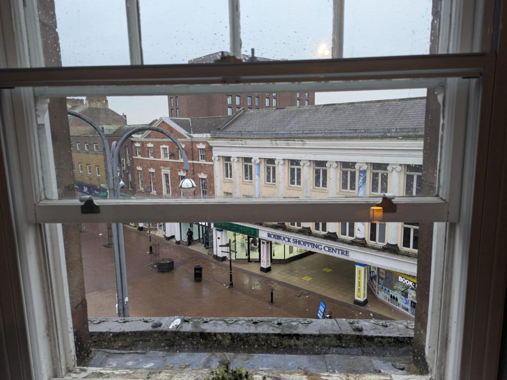 Darwin Stays - Service Accommodation In Newcastle Under Lyme City Centre Exterior foto