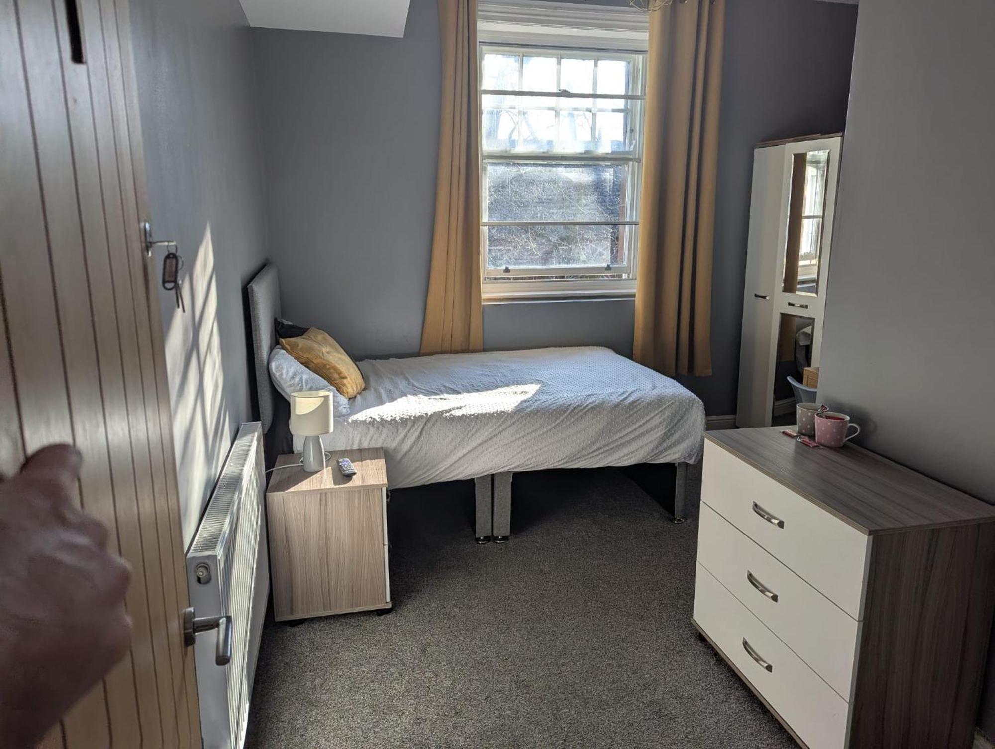 Darwin Stays - Service Accommodation In Newcastle Under Lyme City Centre Exterior foto
